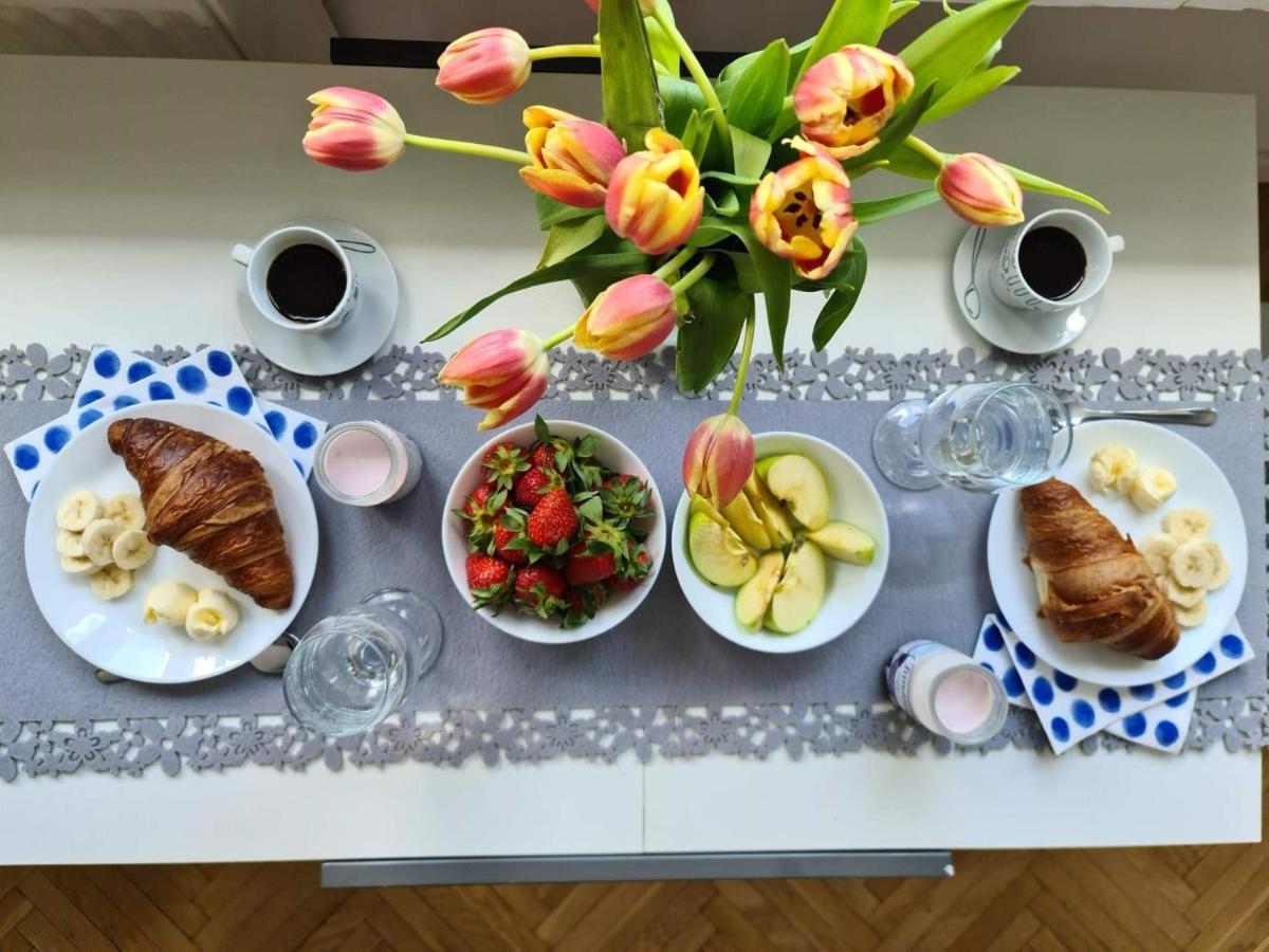 Apartament Chmielna Varsavia Esterno foto